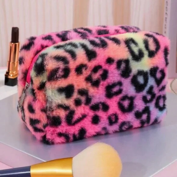 Fuzzy Make up Bag Pouch - Picture 3 of 4